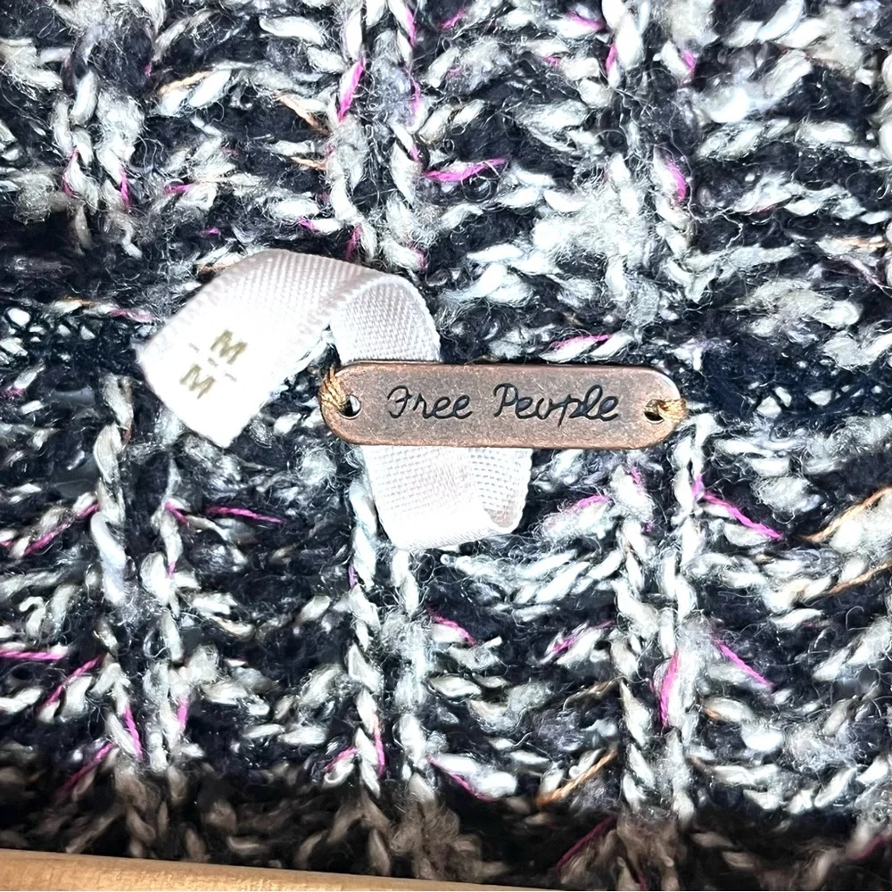 Free People Ribbed Knit Asymmetrical Zipper Moto Jacket Size Medium - Picture 7 of 8